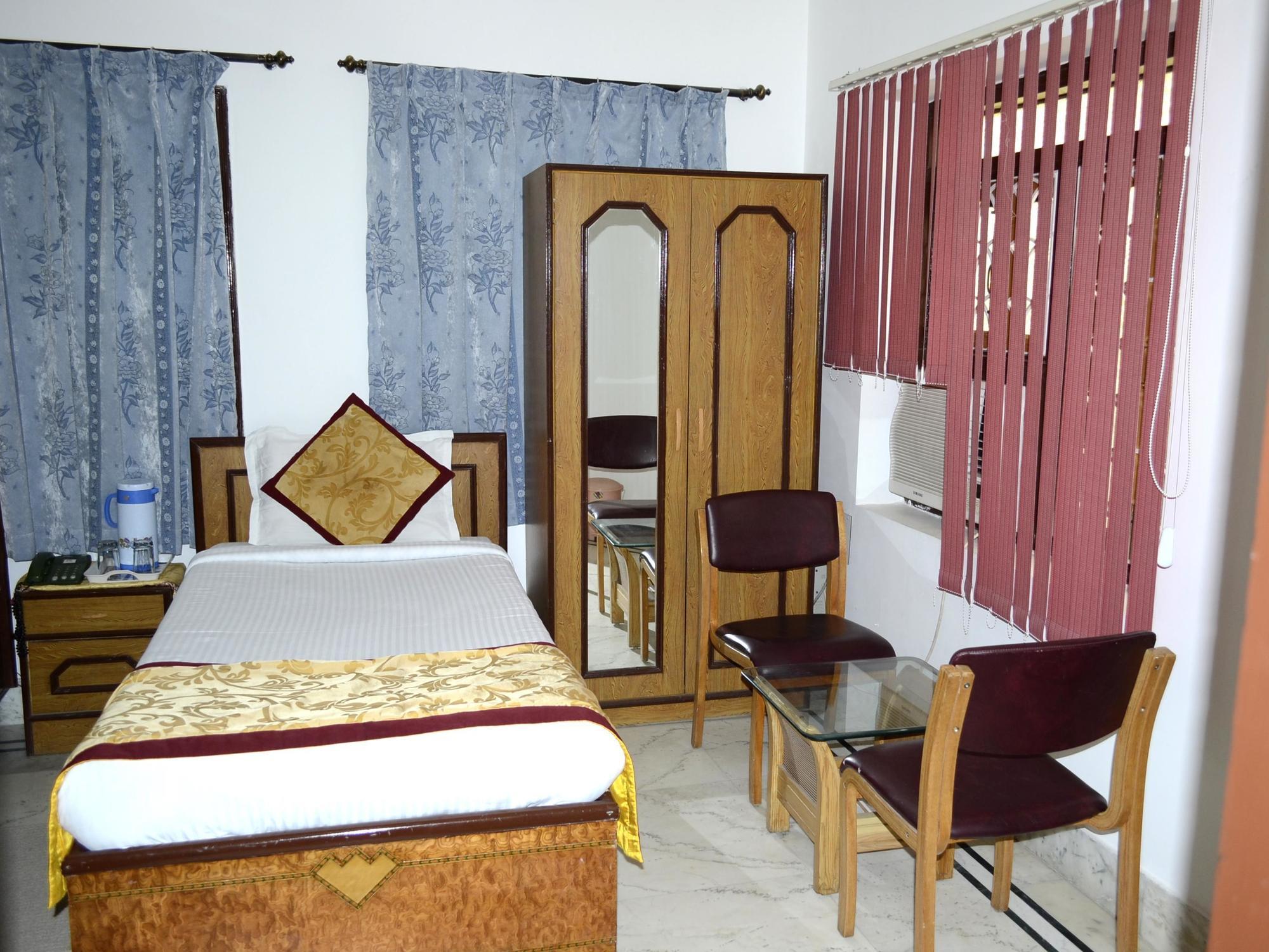 Hotel Tokyo Vihar Bodh-Gajá Kültér fotó