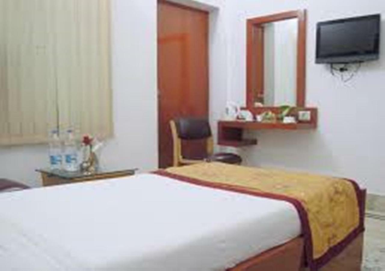Hotel Tokyo Vihar Bodh-Gajá Kültér fotó